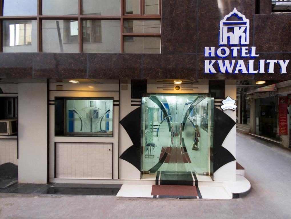 Hotel Kwality Nuova Delhi Esterno foto